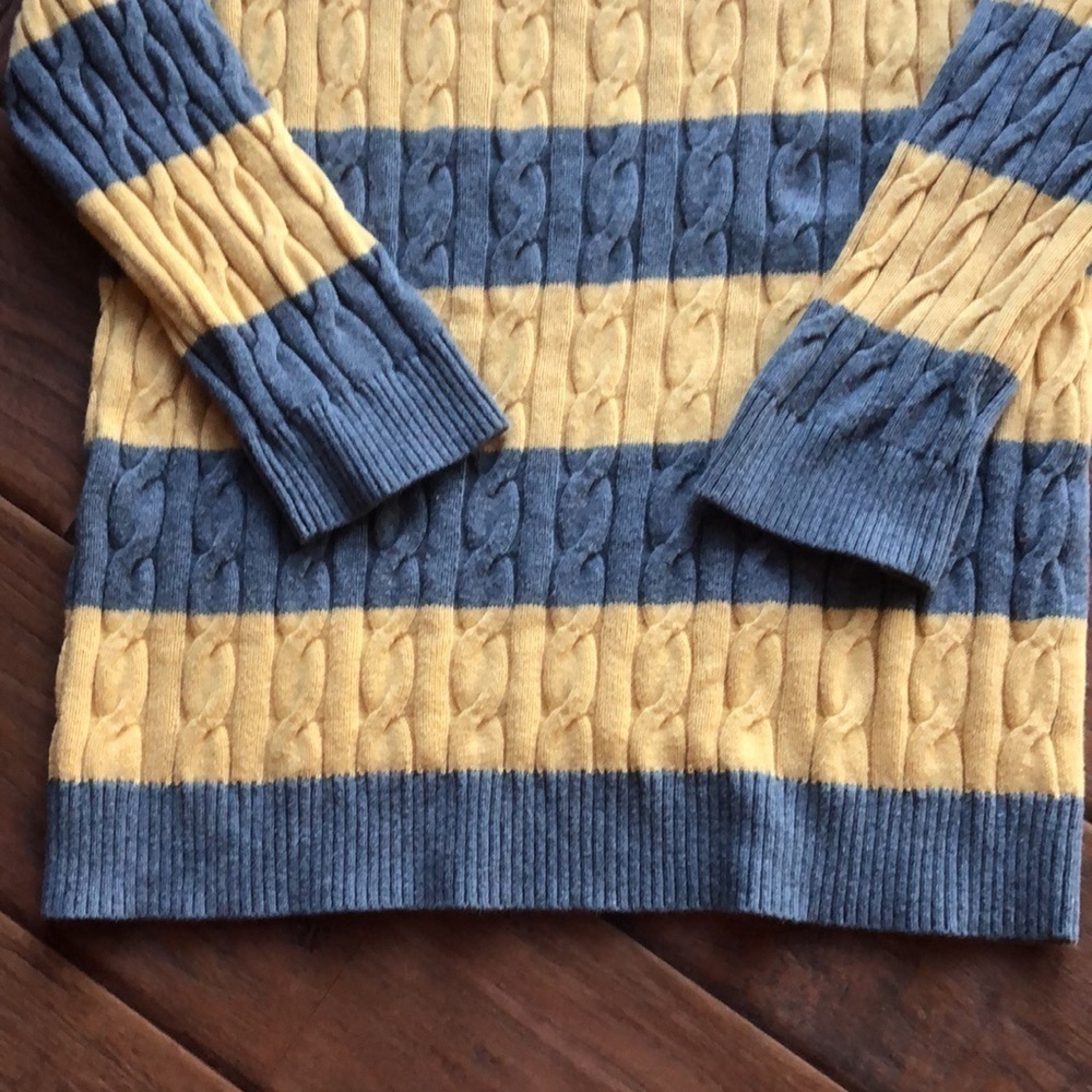 - Loft Sweater - Size Large - Picture 4 of 9